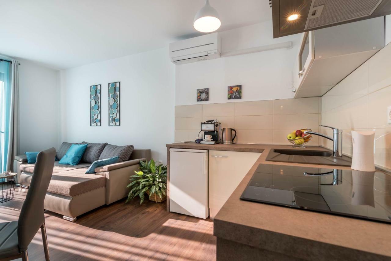City Market Apartments PUY מראה חיצוני תמונה
